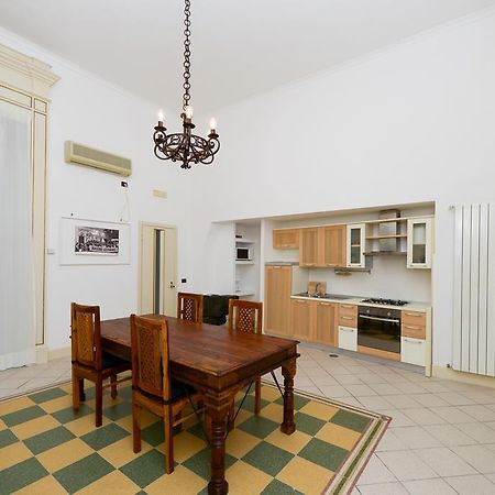 Апартаменты Residenza Santa Chiara Неаполь Экстерьер фото